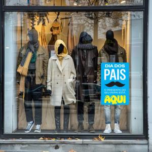 Adesivo Para Vitrine Dia dos Pais Adesivo Vinil 40x60 4x0  Refilado nas laterais 