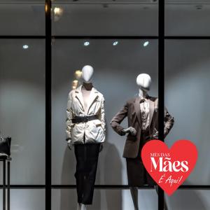 Adesivo Vitrine Mês das Mães Adesivo Vinil 40x40cm 4x0  Com recorte 